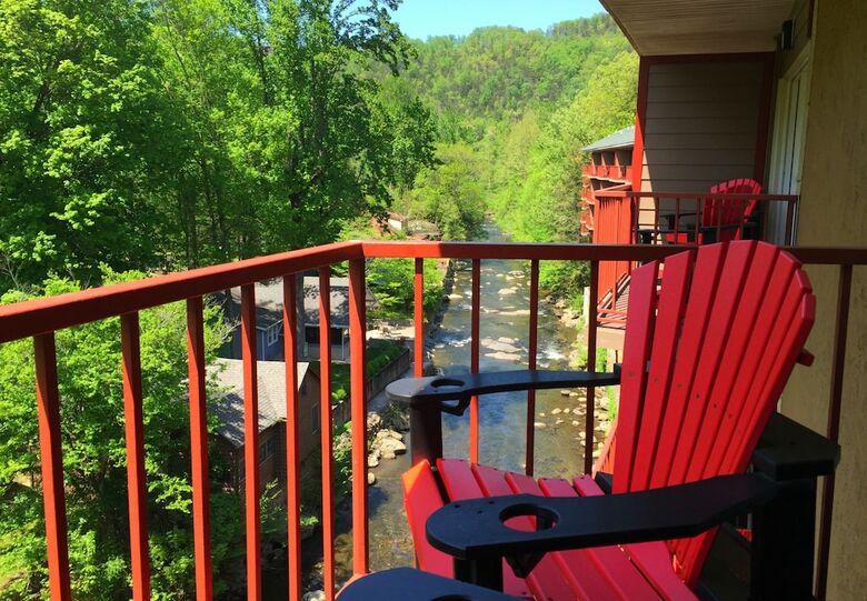 Hotel Comfort Inn On The River