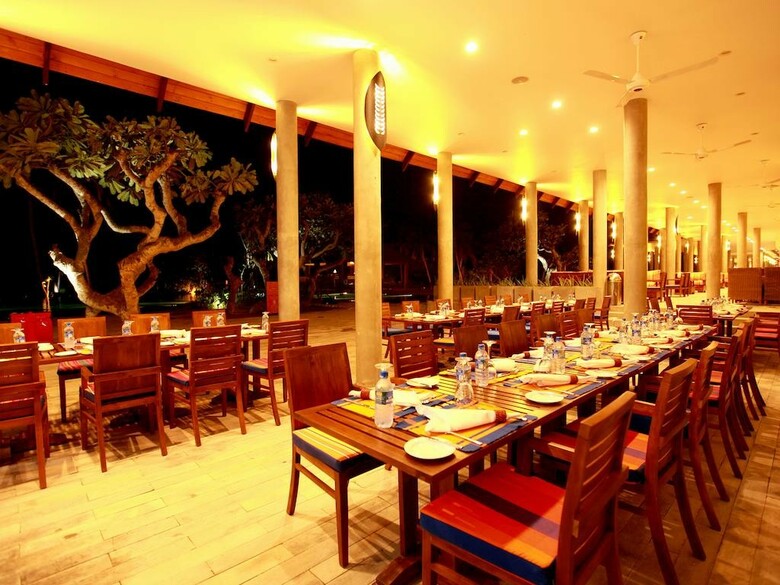 Hotel Hikka Tranz By Cinnamon