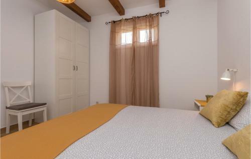 Four-bedroom Holiday Home In Vrana