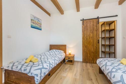 Holiday House With A Parking Space Risika (krk) - 14860