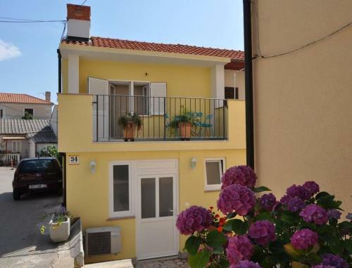 Apartments By The Sea Vrbnik (krk) - 15754