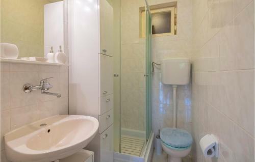 One-bedroom Holiday Home In Vrgorac