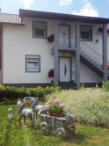 Hostal Guesthouse Samolov