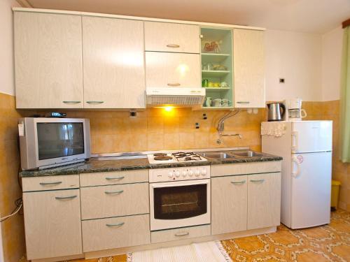 Apartments Loridana 279