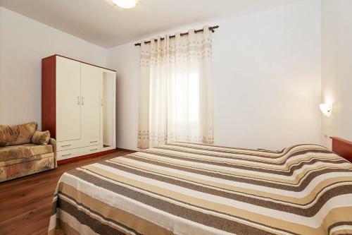 Apartments With A Parking Space Vrsar (porec) - 14164