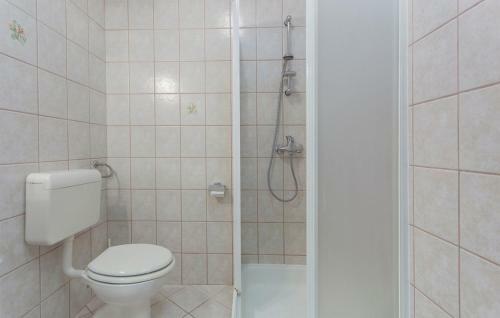 Hostal Apartments Evelyn Brostolade