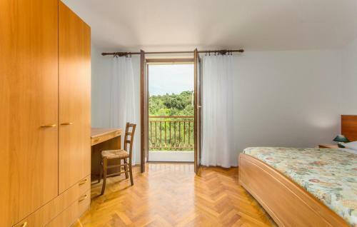 Hostal Apartments Evelyn Brostolade