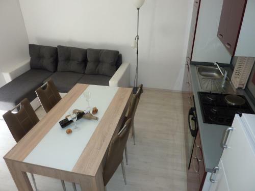Apartments Domagoj I