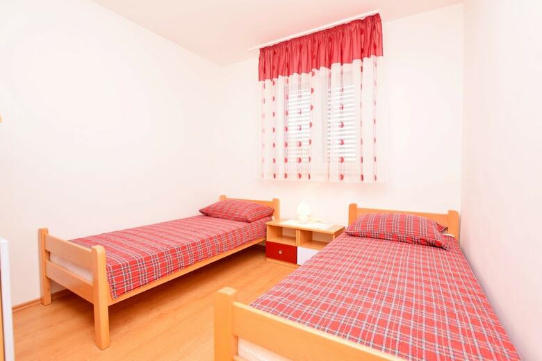 Apartments Lana
