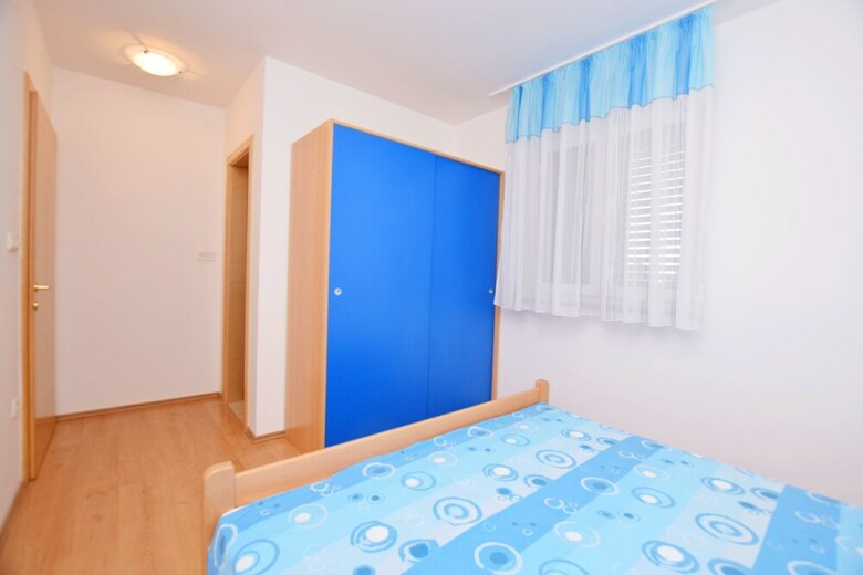 Apartments Lana