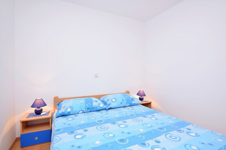 Apartments Lana