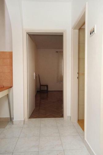 Apartments With A Parking Space Vrsi - Mulo (zadar) - 5796