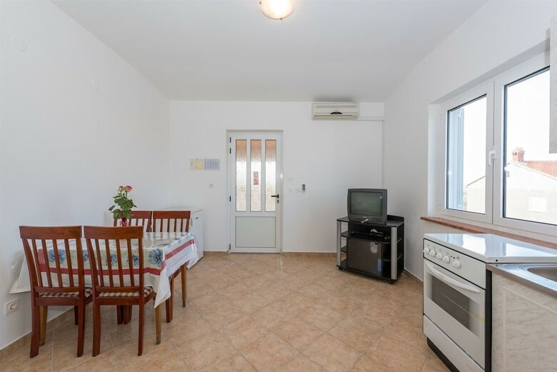 Apartment Ivan