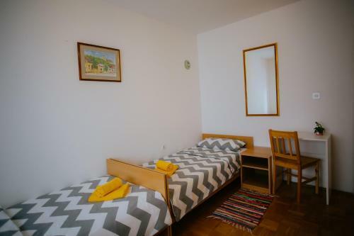 Petros Apartmani
