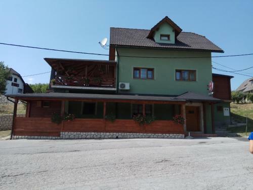 Hostal Apartments Poljanak