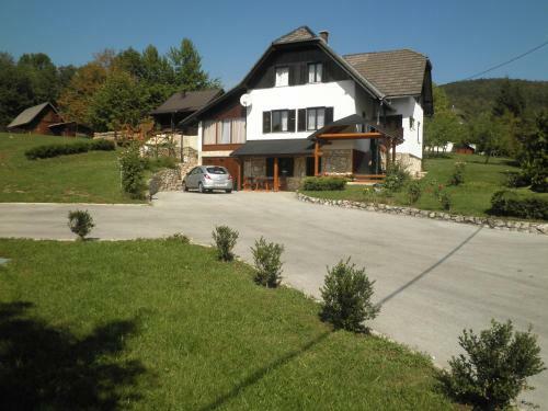 Hostal Apartments Poljanak