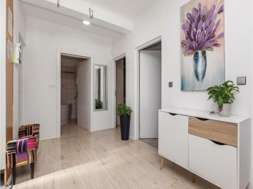 Three-bedroom Apartment In Poljane