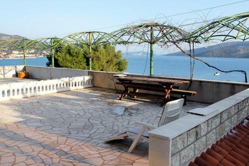 Apartments By The Sea Poljica (trogir) - 6020