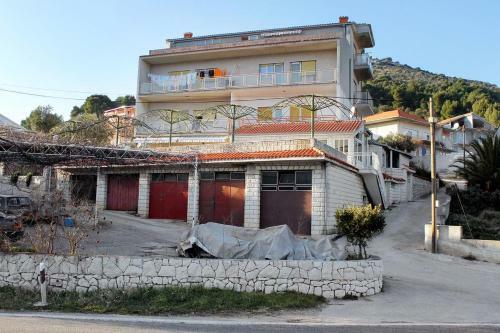 Apartments By The Sea Poljica (trogir) - 6020