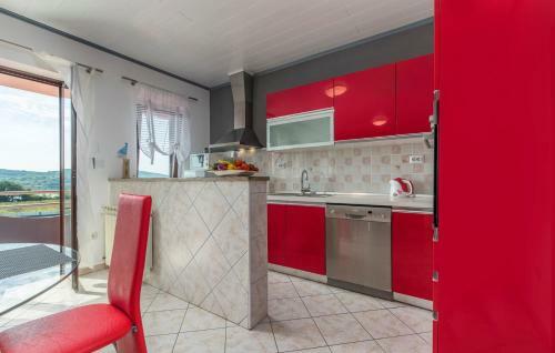 Hostal Sea View Apartments With Private Pool
