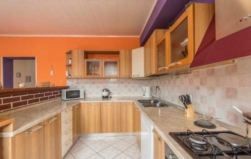 Hostal Sea View Apartments With Private Pool