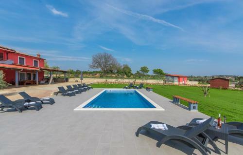 Hostal Sea View Apartments With Private Pool