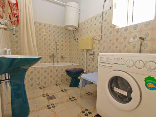 Apartment Mirna Pomer 256