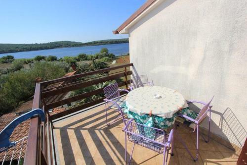 Hostal Apartments Anita