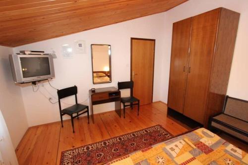 Hostal Apartments Anita