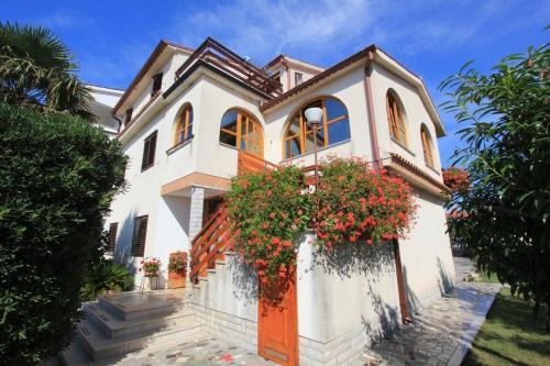 Hostal Apartments Anita