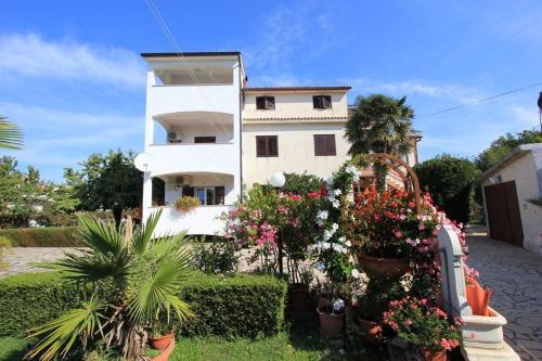 Hostal Apartments Anita