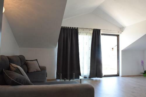 Luxury Apartments Otia
