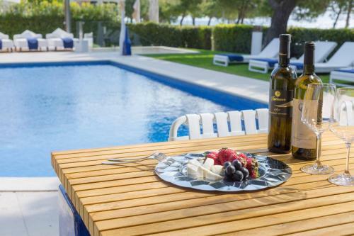 Spadici Villa Sleeps 10 Pool Air Con Wifi