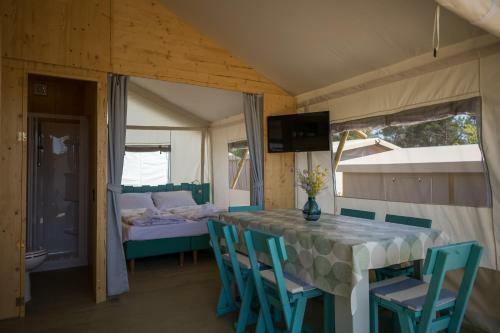 Mobile Homes Camping Santa Marina, Lanterna