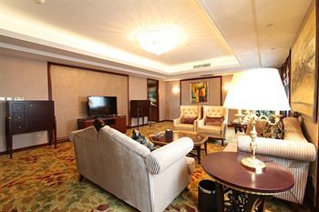 Hotel Grand Metro Park