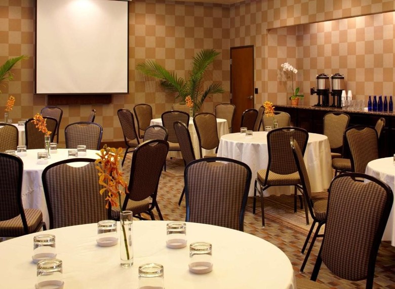 Best Western Plus Atrea Hotel