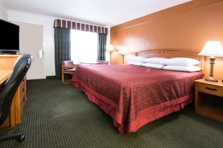 Hotel Days Inn N.w. Medical Center