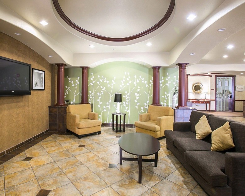Hotel Sleep Inn & Suites Near Seaworld
