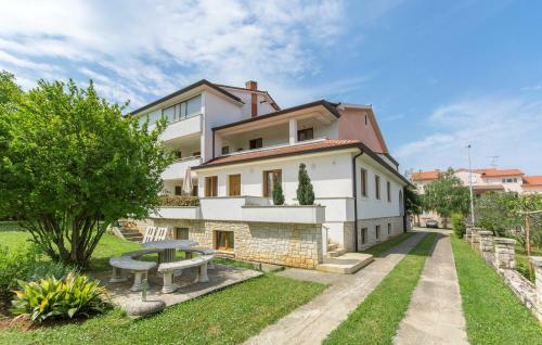 Hostal Apartments Fiskus