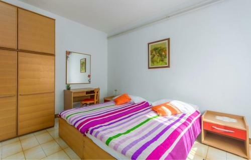 Hostal Apartment Emili