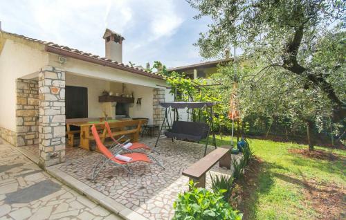 Hostal Apartment Emili