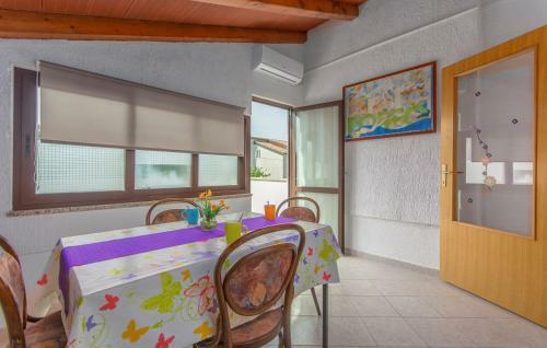Hostal Apartment Emili