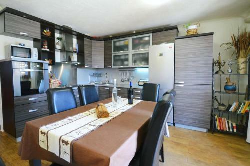 Apartment Nova Vas 14167a