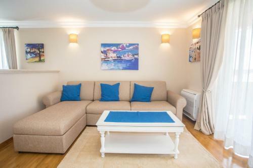 Hostal Apartment Complex Villa Andrea
