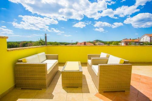 Hostal Apartment Complex Villa Andrea