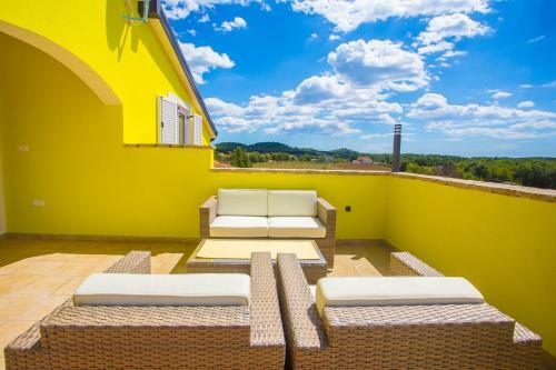 Hostal Apartment Complex Villa Andrea