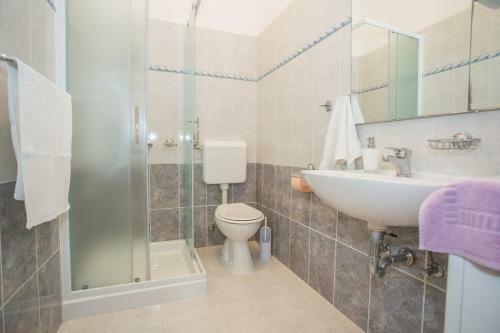 Hostal Apartments Staver