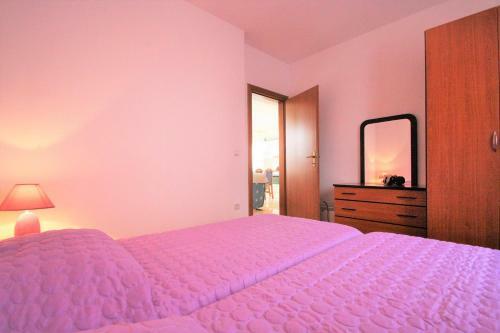 Hostal Apartment Complex Mendikovic