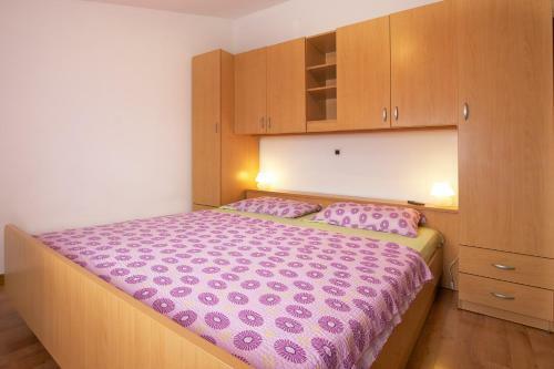 Apartments Ava