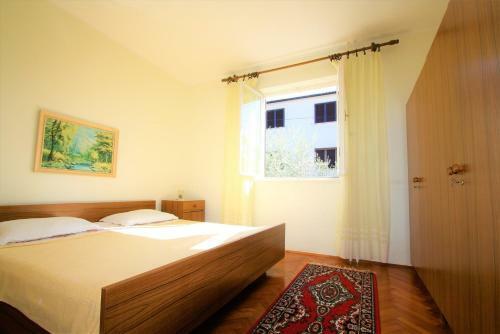 Apartamentos Labinac Ines, Only 300 M From Beach